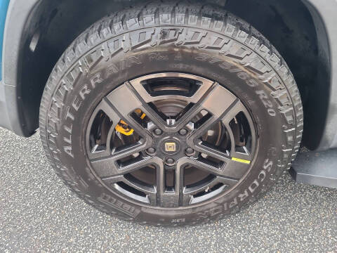 2023 Rivian R1S Launch Edition