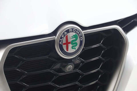 2024 Alfa Romeo Tonale Hybrid Ti