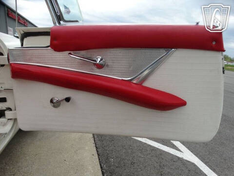 1956 Ford Thunderbird