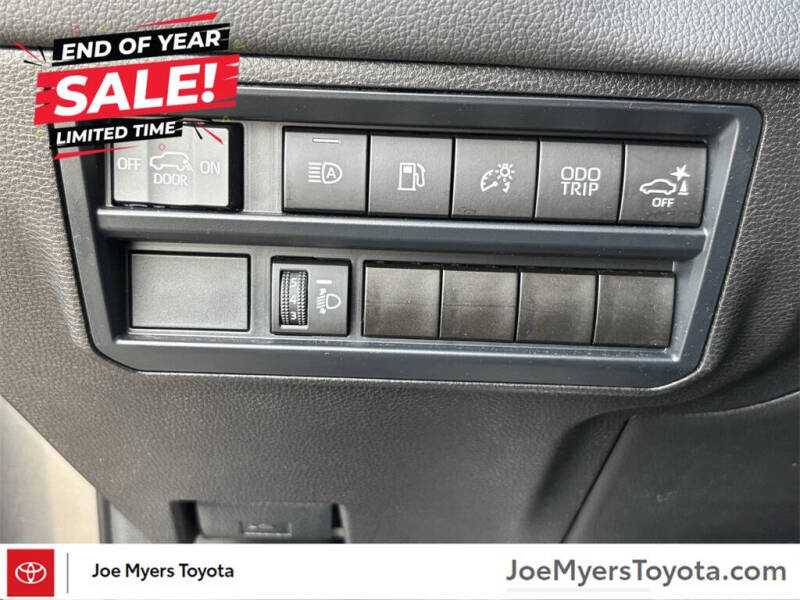 2025 Toyota Sequoia SR5