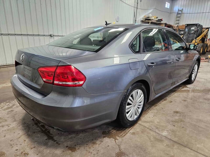 2014 Volkswagen Passat 1.8T S
