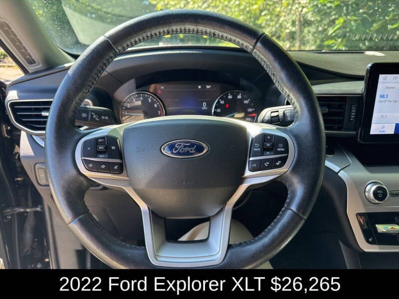 2022 Ford Explorer XLT