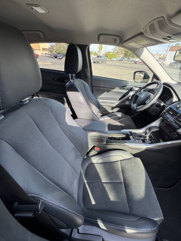 2025 Mitsubishi Eclipse Cross SE