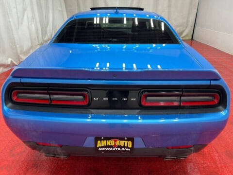 2016 Dodge Challenger R/T Plus