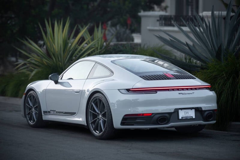 2023 Porsche 911 T photo 40