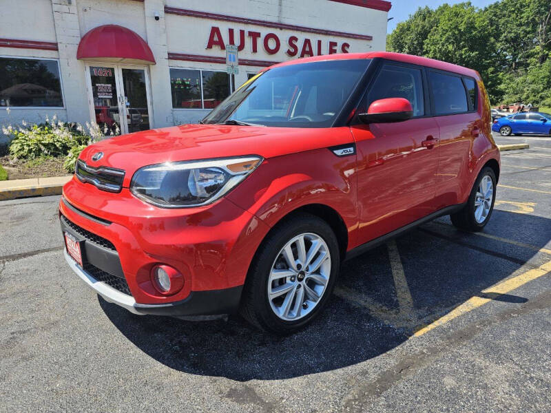 2017 Kia Soul +