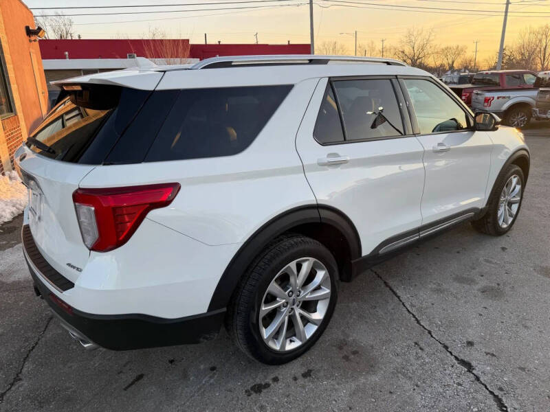 2023 Ford Explorer Platinum