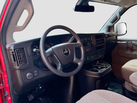 2024 Chevrolet Express 2500