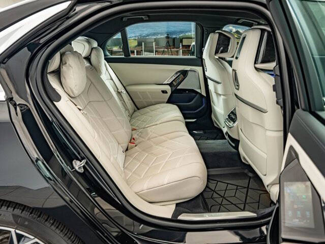 2024 BMW i7 eDrive50