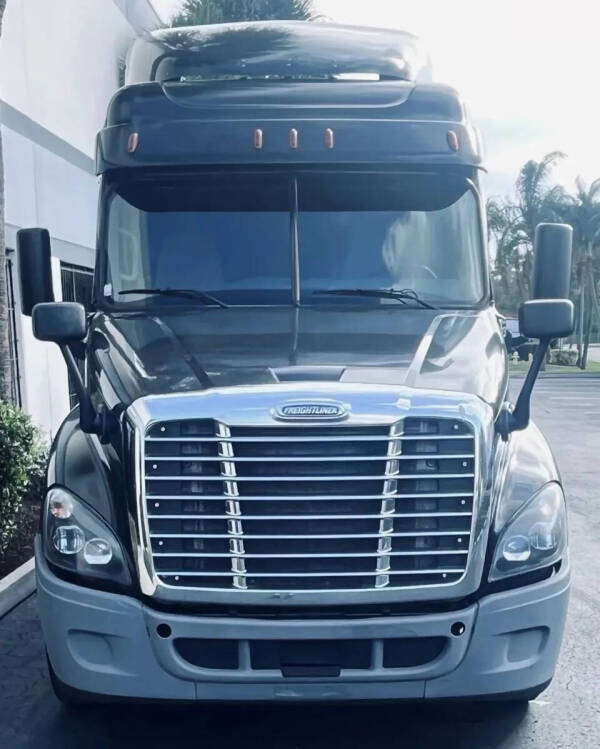 2018 Freightliner Cascadia