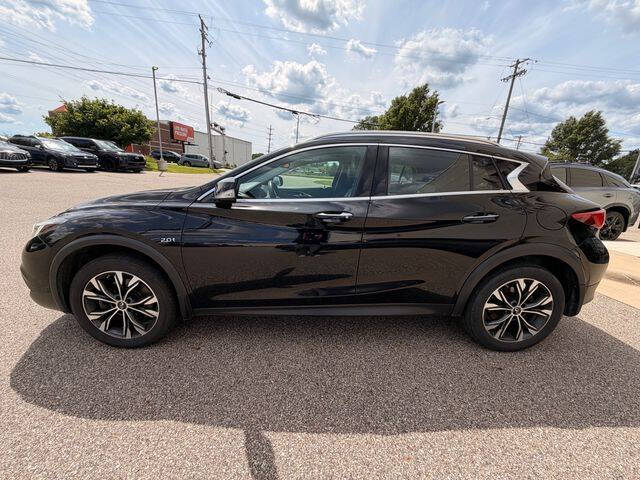 2018 Infiniti QX30 Premium