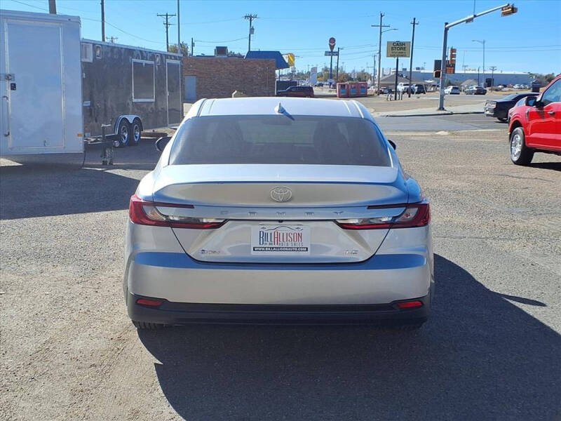 2025 Toyota Camry LE