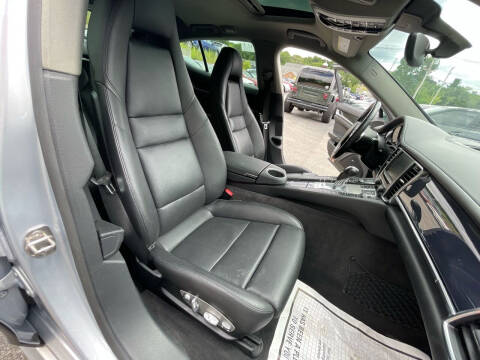 2014 Porsche Panamera 4