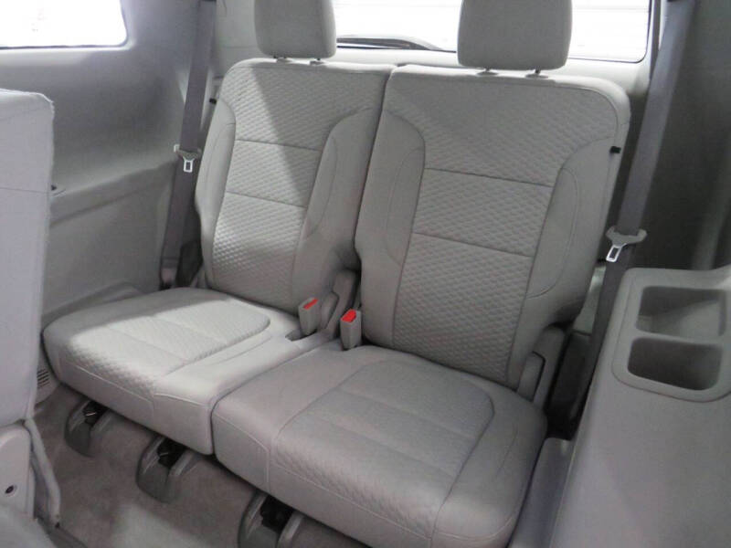 2017 GMC Acadia SLE-1