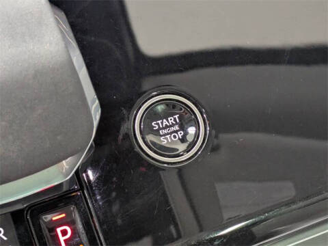 2024 Land Rover Range Rover Sport P360 SE