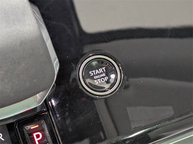 2024 Land Rover Range Rover Sport P360 SE