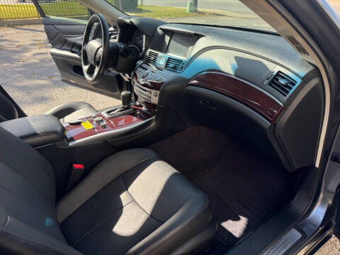 2018 Infiniti Q70 3.7 Luxe