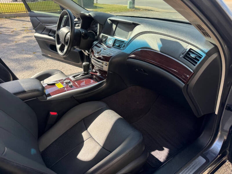 2018 Infiniti Q70 3.7 Luxe