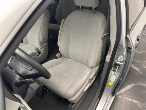 2020 Toyota Sienna L 7-Passenger