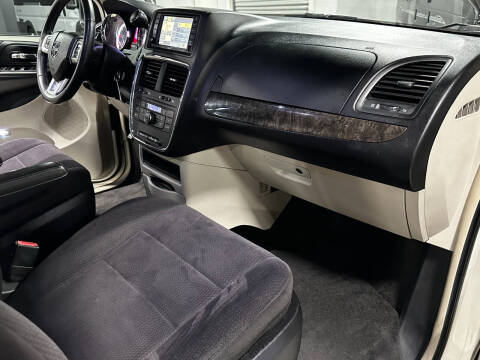 2011 Dodge Grand Caravan Crew