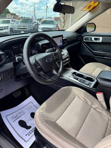 2022 Ford Explorer