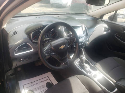 2017 Chevrolet Cruze LT Auto