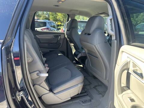 2017 Chevrolet Traverse LS