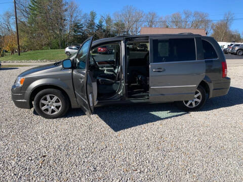 2010 Chrysler Town and Country Touring Plus