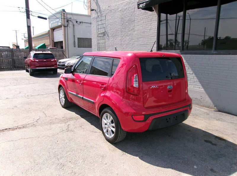2012 Kia Soul +
