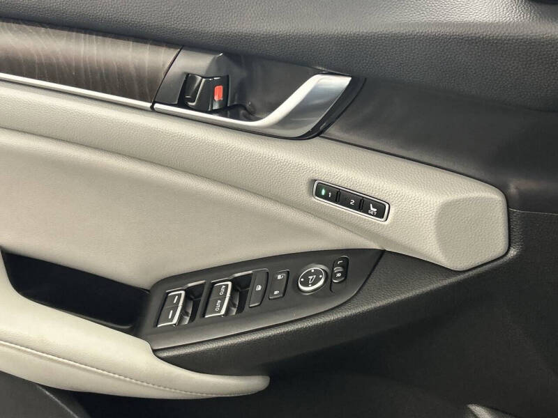 2020 Honda Accord Hybrid Touring