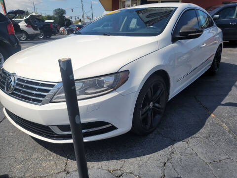 2013 Volkswagen CC for sale at RON'S AUTO SALES INC in Cicero IL