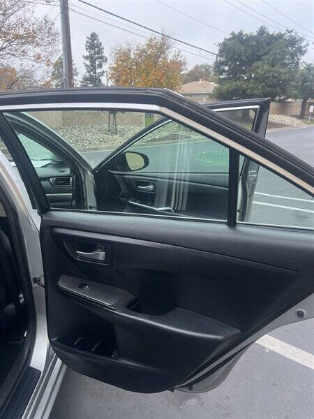 2015 Toyota Camry SE