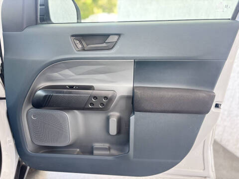 2022 Ford Maverick XL