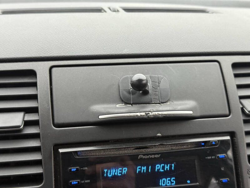 2008 Nissan Versa 1.8 S