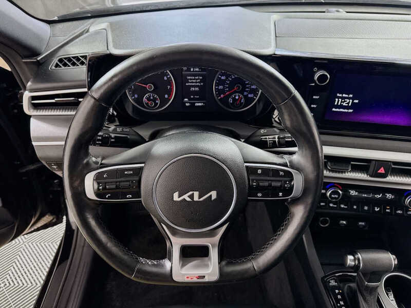 2022 Kia K5