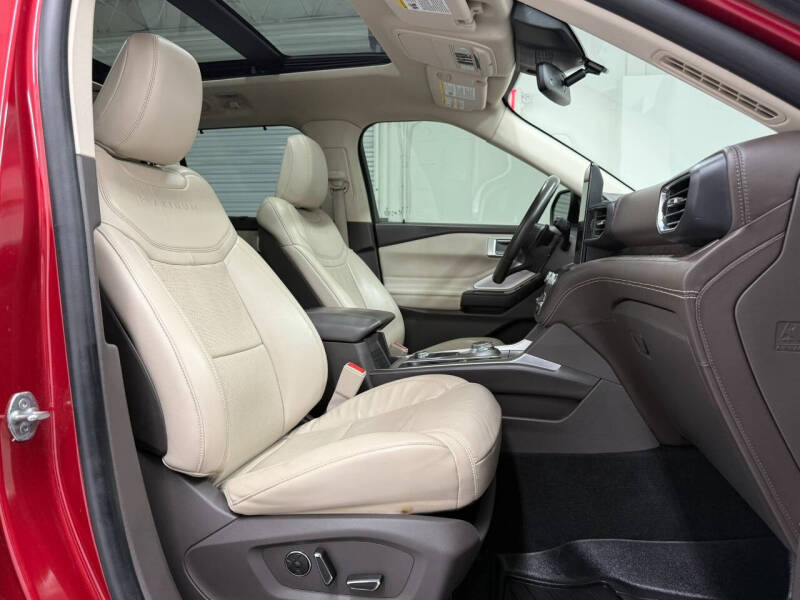 2020 Ford Explorer Platinum