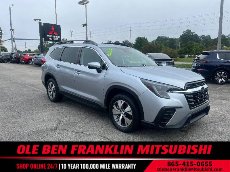 2023 Subaru Ascent Premium's photo