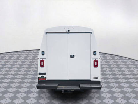 2024 Ford E-Series