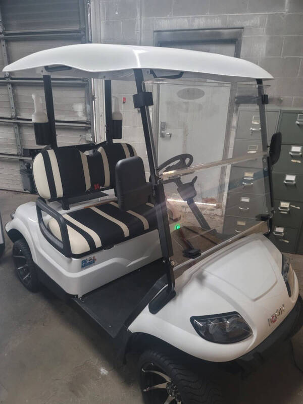 2022 Icon Electric Vehicles i20