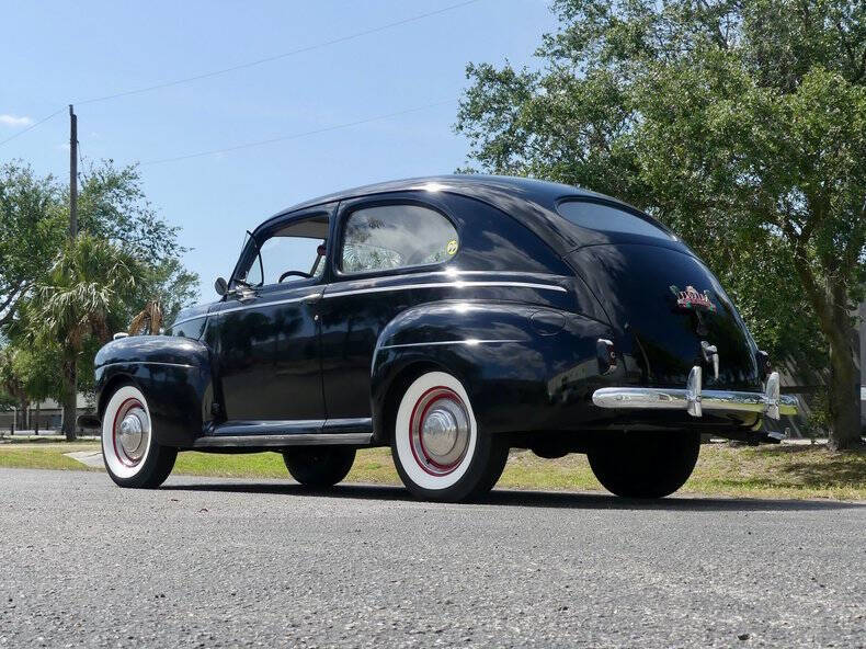 1941 Ford Deluxe
