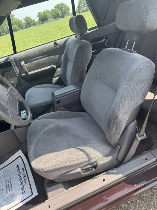 1991 Dodge Shadow Highline