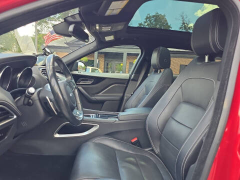 2018 Jaguar F-PACE S