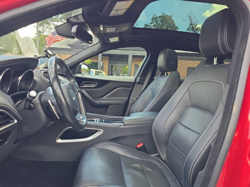 2018 Jaguar F-PACE S