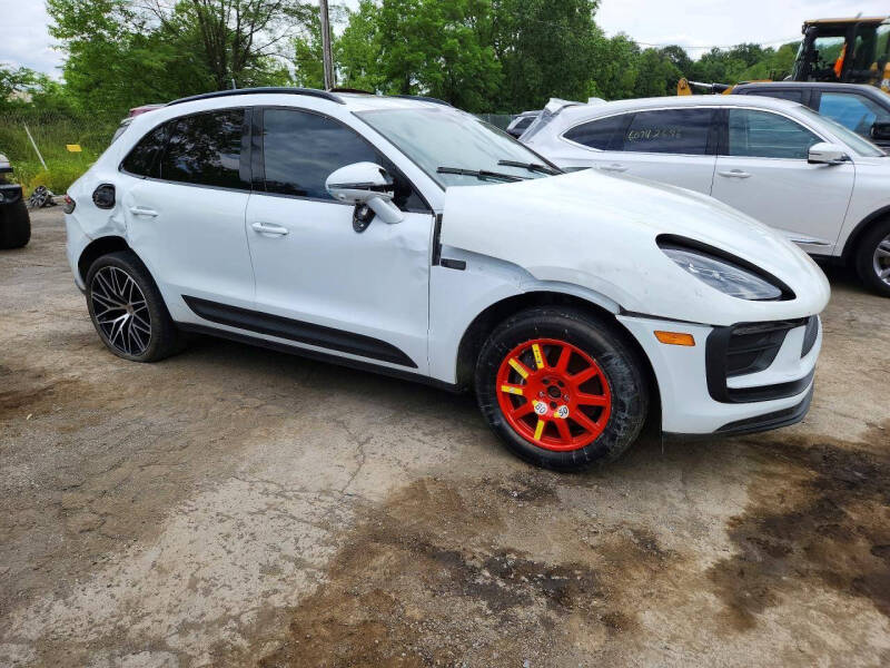 2022 Porsche Macan