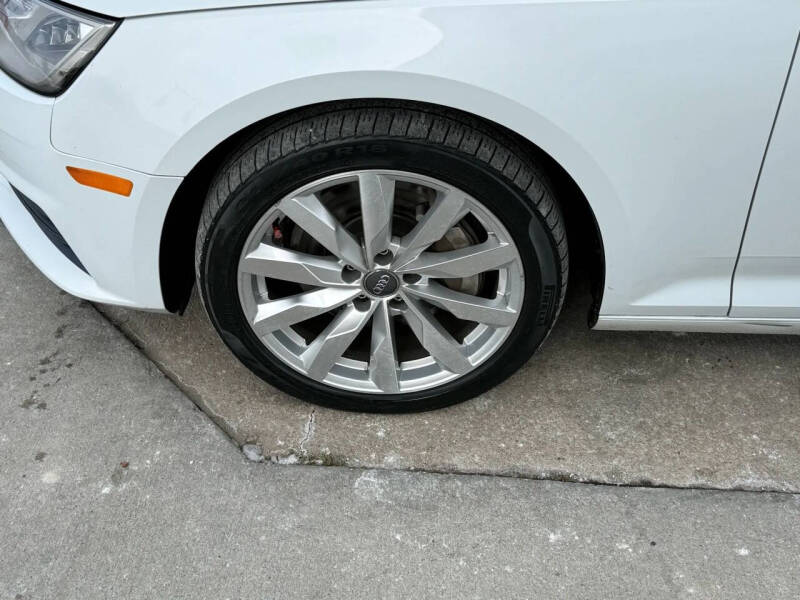 2017 Audi A4 2.0T quattro Premium