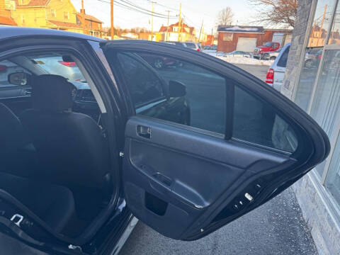 2016 Mitsubishi Lancer ES