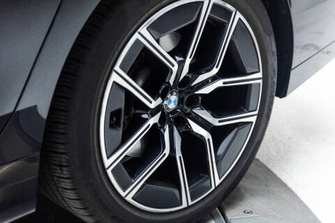 2023 BMW 7 Series 740i