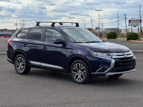 2016 Mitsubishi Outlander SE