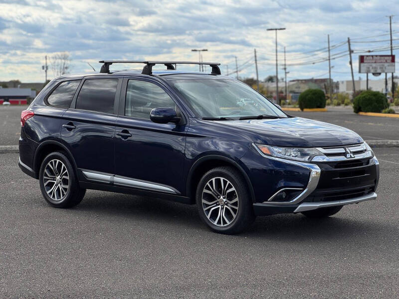 2016 Mitsubishi Outlander SE
