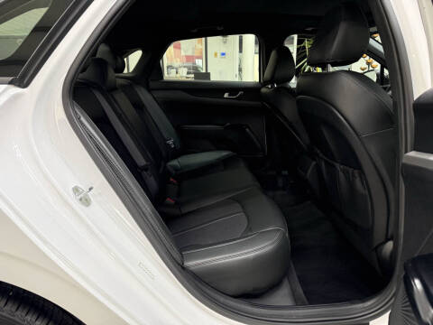 2022 Kia K5